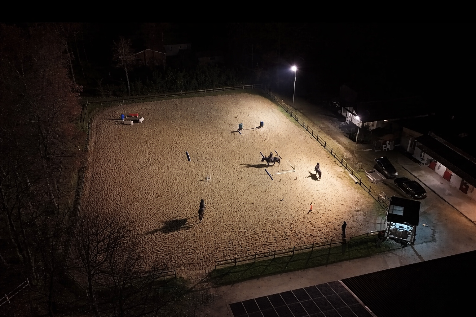 Cours d'équitation de nuit de l'écurie - elevage d'Elphe